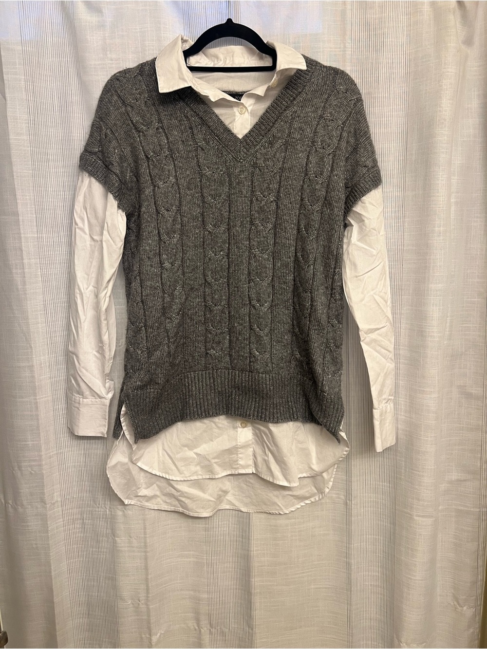 Absolutely adorable Rachel Zoe cable-knit sweater-vest with collared neckline!